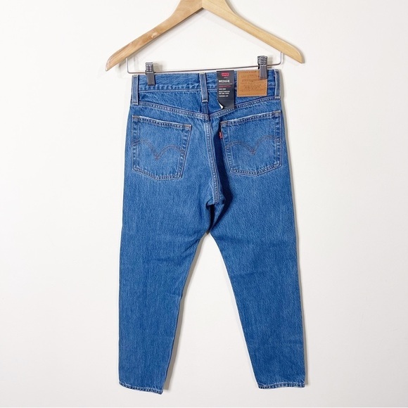 Levi’s Revolve Wedgie Icon Ankle Jeans in Athens Shut It Size 24 NWT - Picture 5 of 7